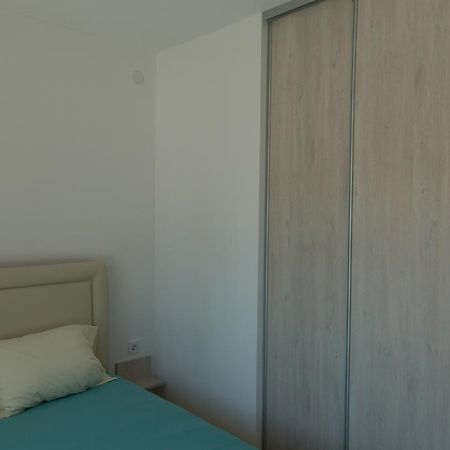 Del Mar Apartments ชานจ์ ภายนอก รูปภาพ
