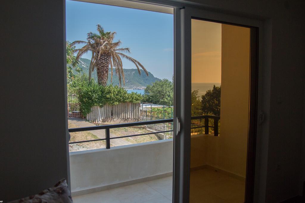 Del Mar Apartments ชานจ์ ภายนอก รูปภาพ
