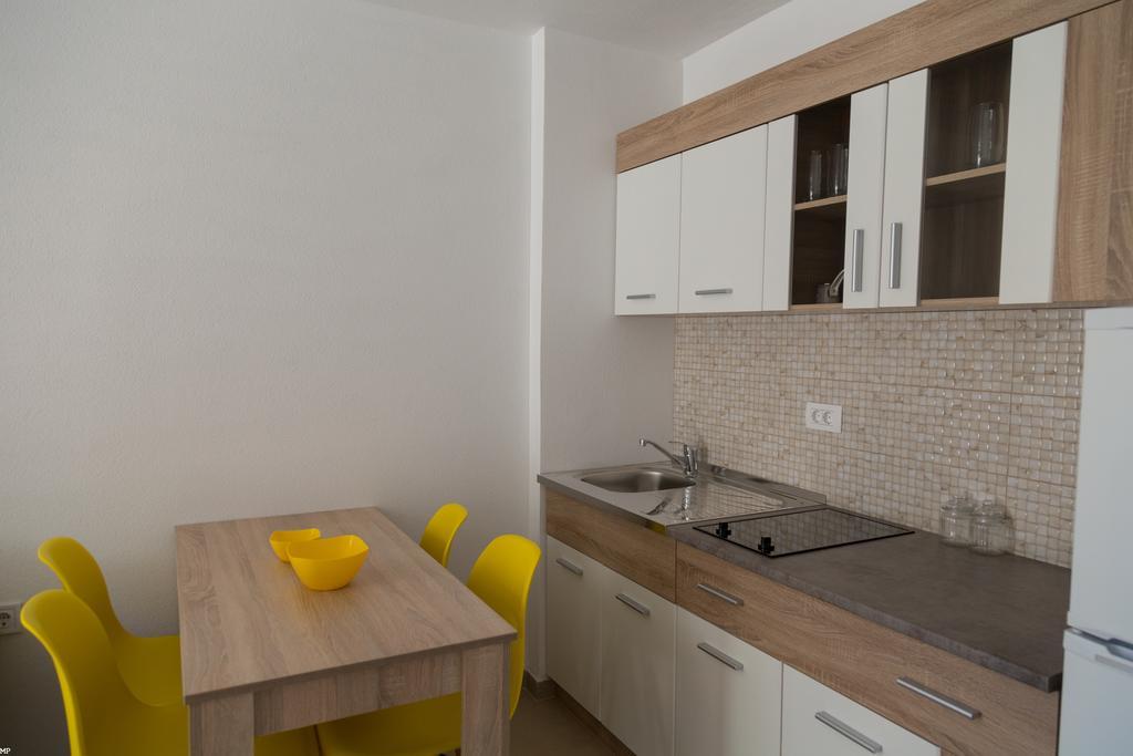 Del Mar Apartments ชานจ์ ภายนอก รูปภาพ